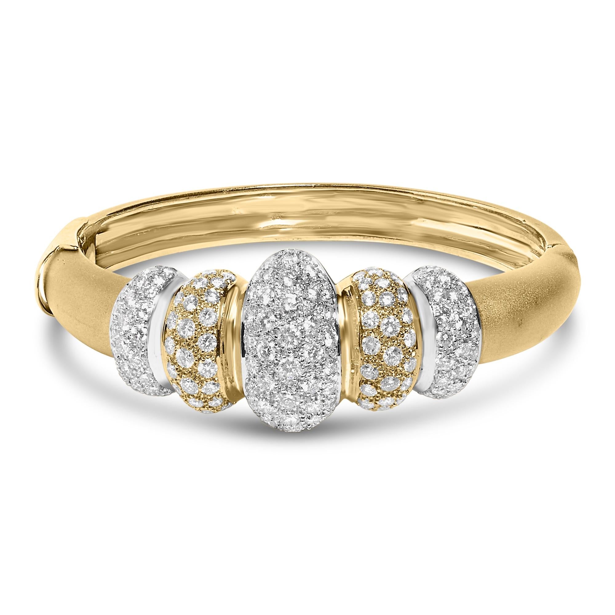 18K Gold 6.00 Cttw Diamond Graduating Dome Bangle Bracelet (G-H Color, VS2-SI1 Clarity)