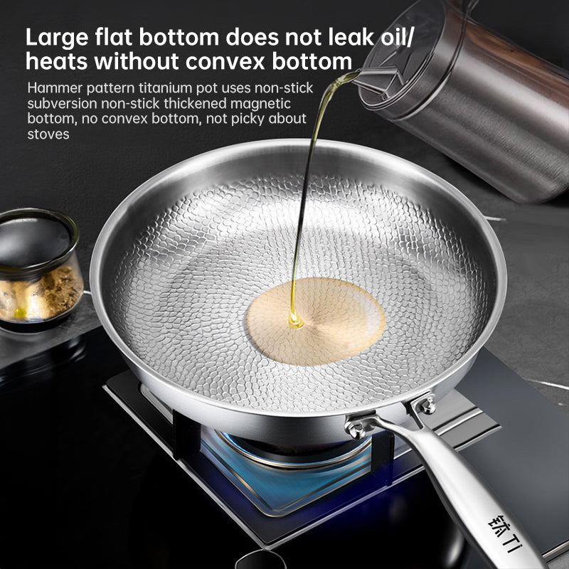 German uncoated pure titanium frying pan with fish - scale hammer pattern. Non - stick, ideal for household steak frying, a piec