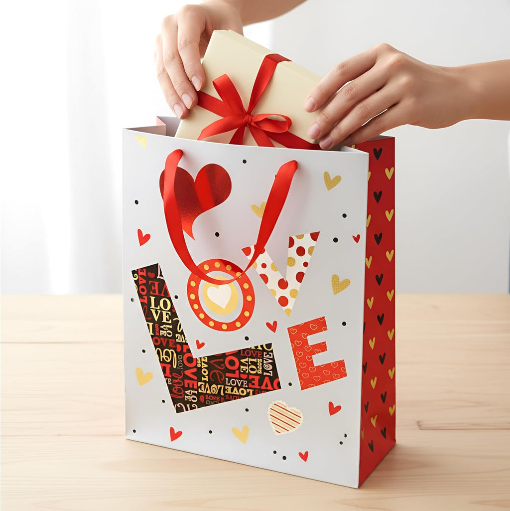 Gift Bags with love text ~6342