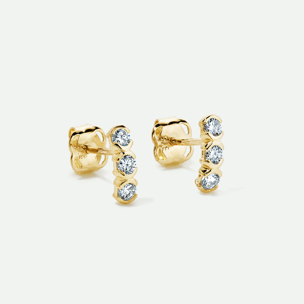 9ct Gold Lab Grown Diamond Kiss Stud Earrings