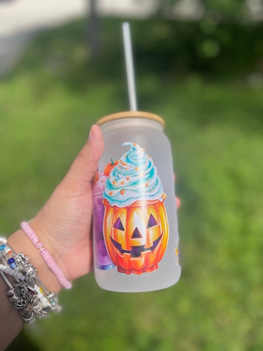 Colourful pumpkins Halloween Cup