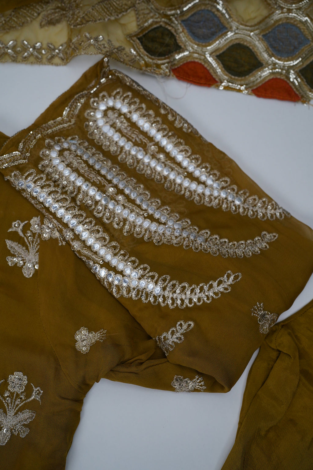 Husan e Jahan - Luxury Chiffon Suit with Chiffon Dupatta - Ready to Wear