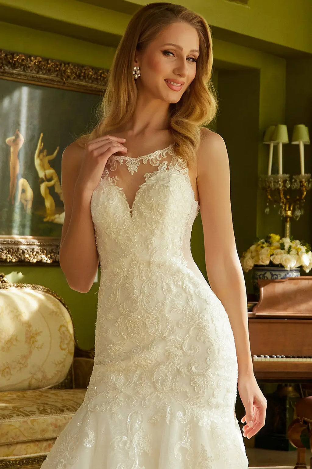 Sleeveless, Mermaid Silhouette Wedding Dress-3