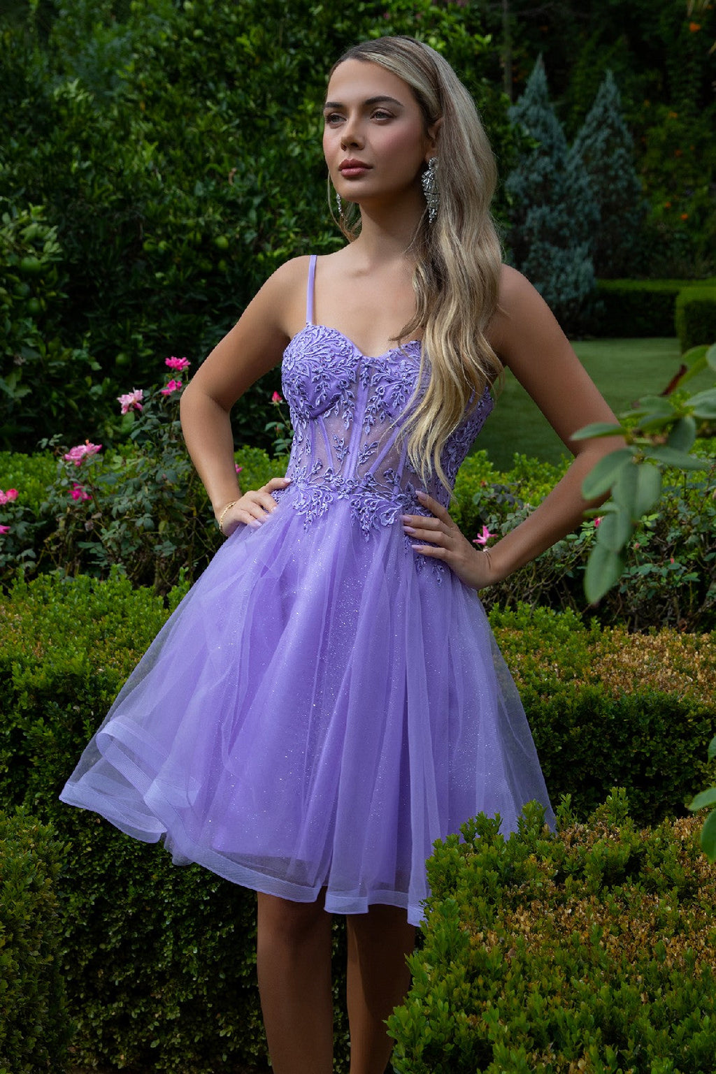 Floral Embroidery Embellished Glitter Mesh Sweetheart Neckline A-Line Homecoming Dress-1