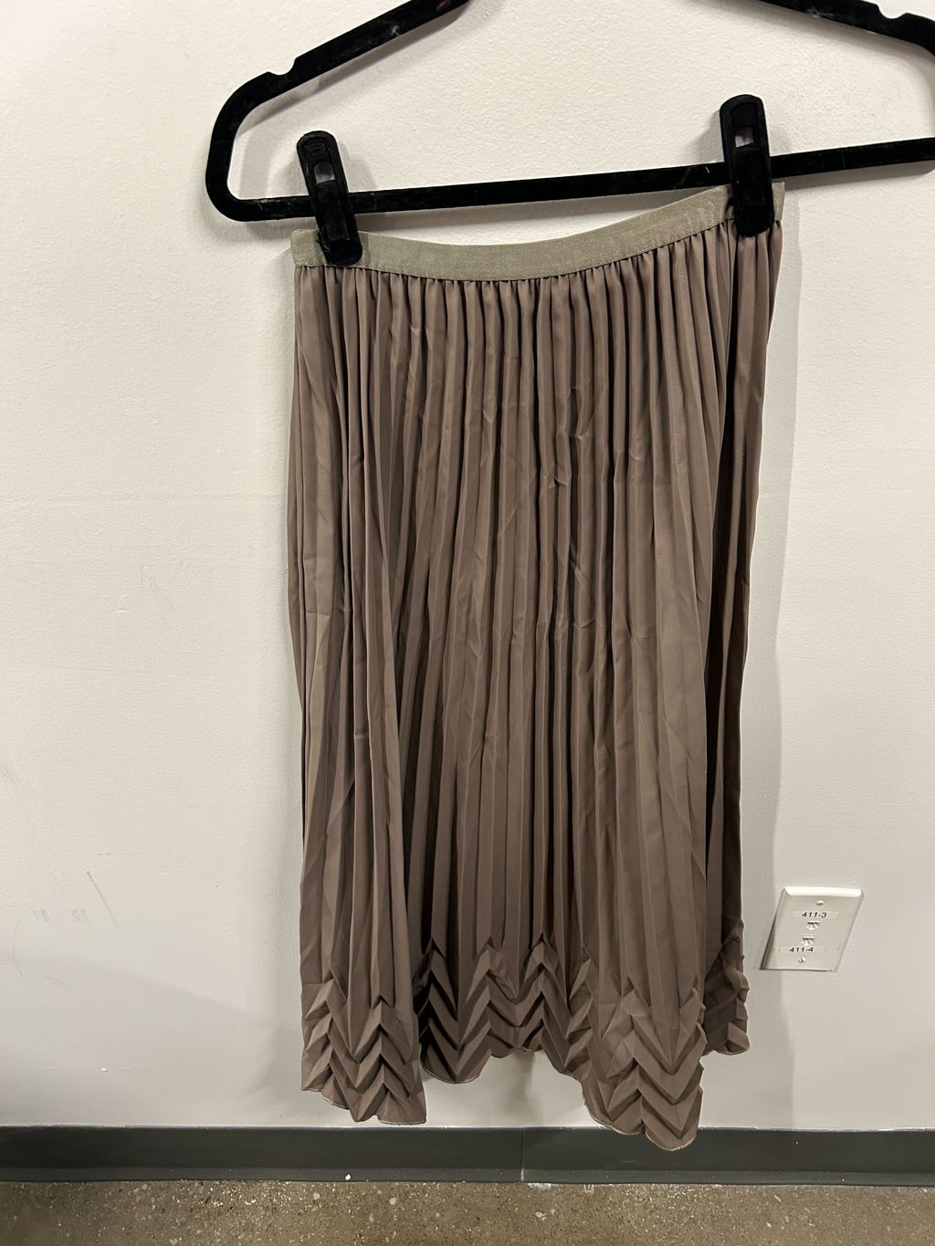 The Calliope Pleated Midi Skirt-1