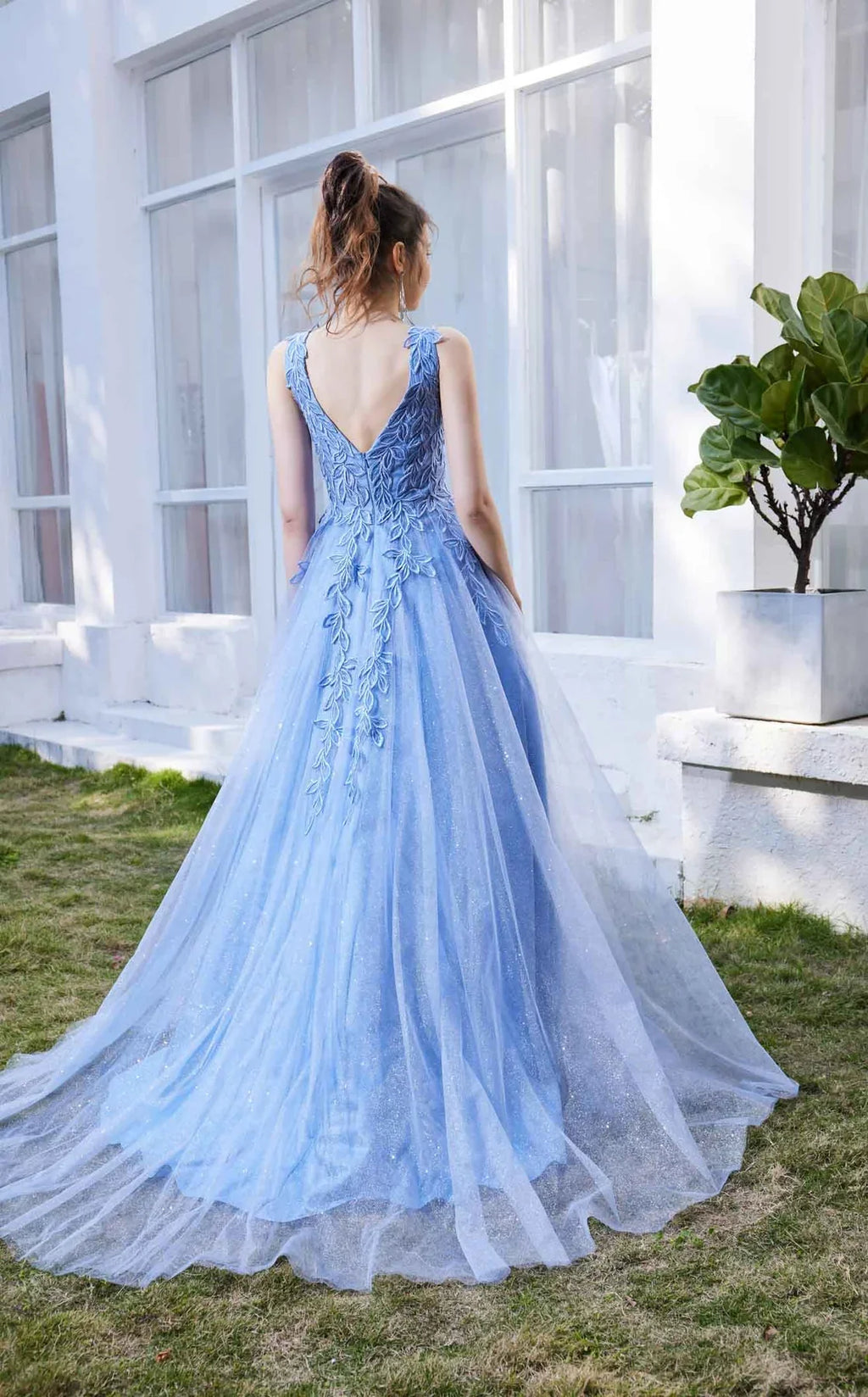 J21032-4