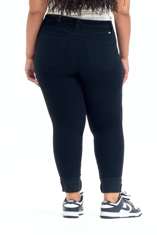 Plus Size Roll Cuff Jean in Black