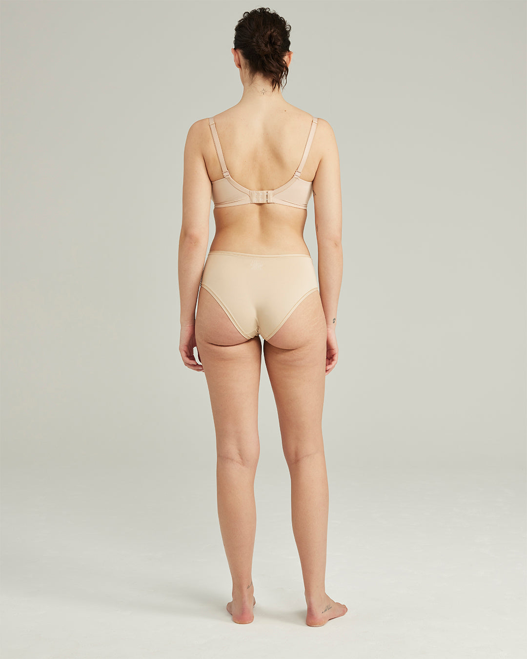 The Stretch Go To T-Shirt Bra - Bare 01