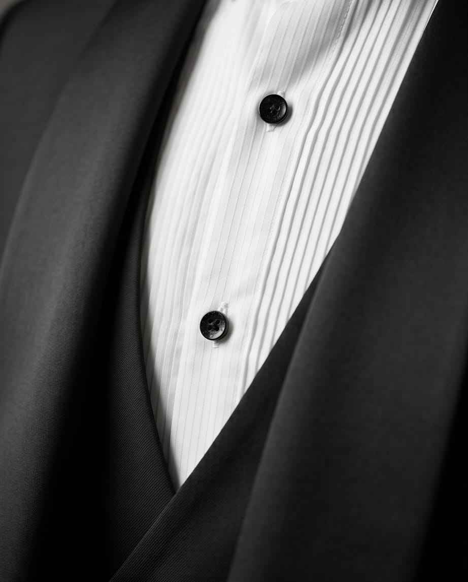 Classic Black Shawl Collar Tuxedo with Double-Breasted Vest-2
