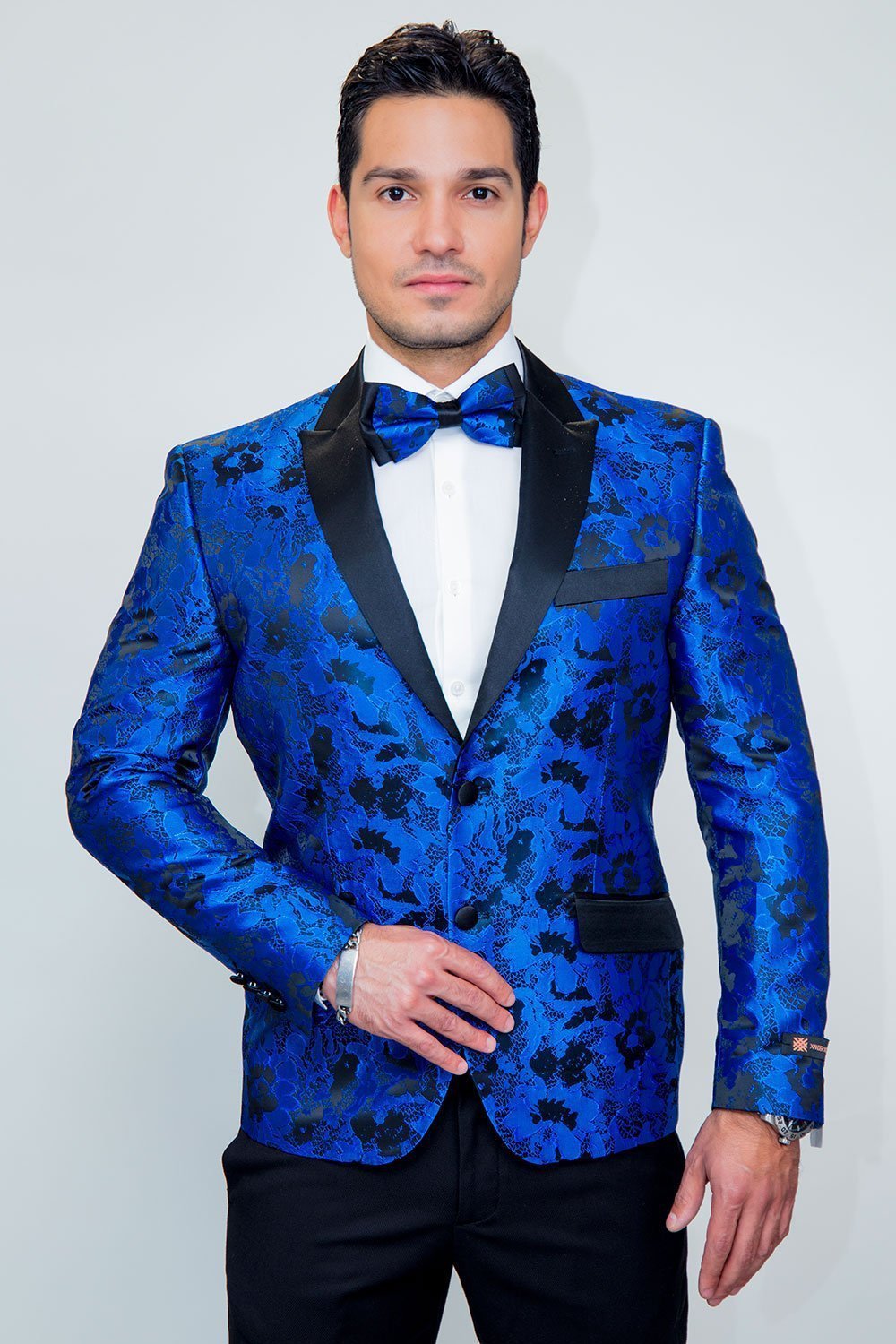 "Amsterdam" Tuxedo Jacket Peak-4
