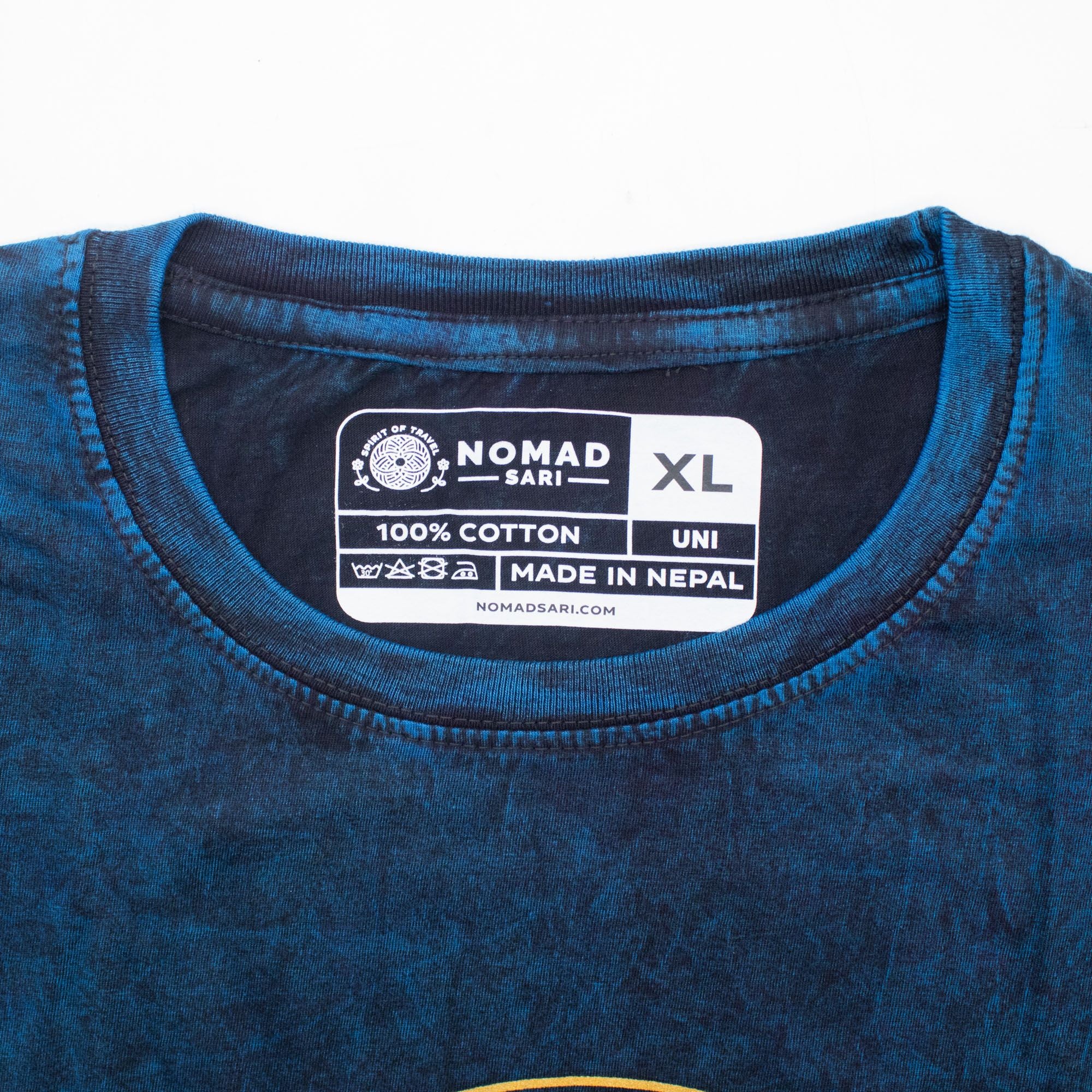 Nomad Sari ストーンウォッシュ コットンTシャツ - Stay Wild Moon Child - ブルー - XL