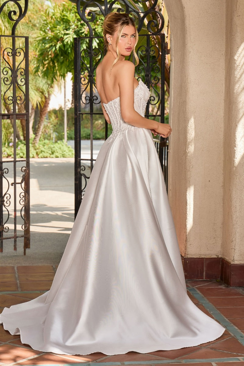Romantic Mikado A-Line Wedding Gown With Sweetheart Corset & Lace Appliqué-2