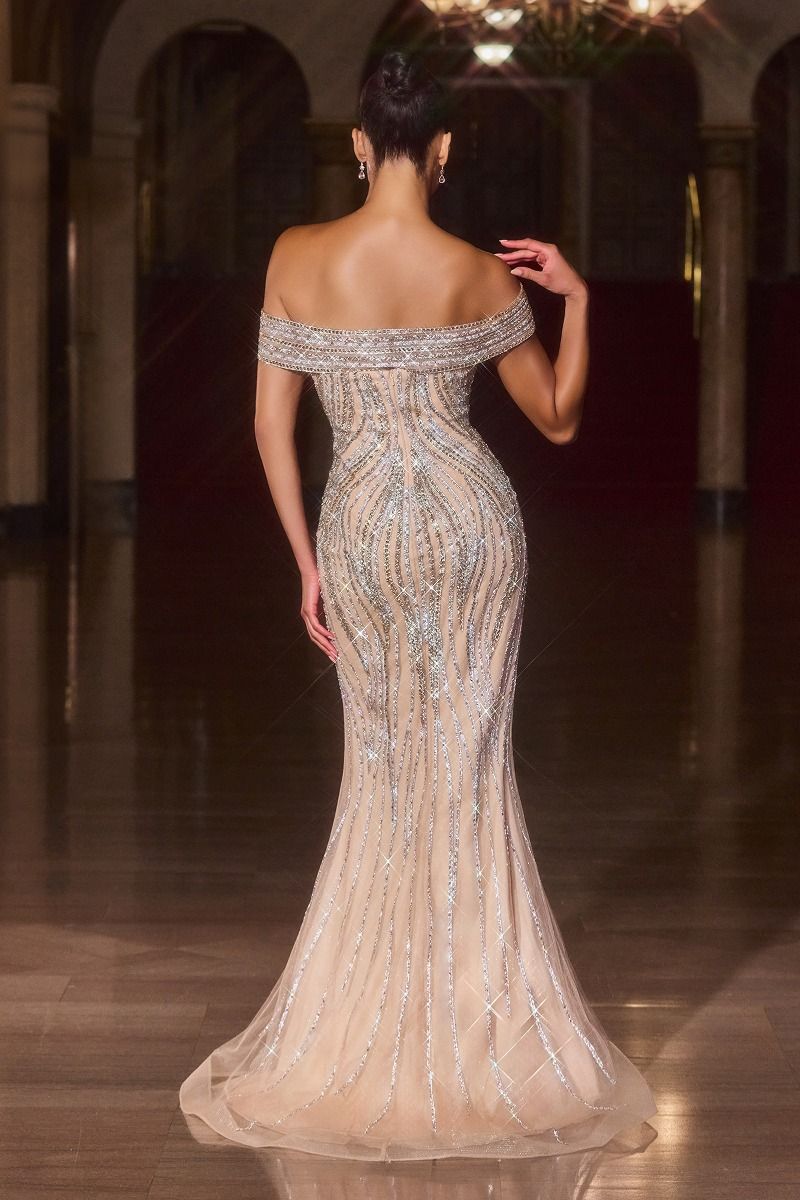 Fitted Dress With A Plunging Neckline And Sculpted Silhouette Adorned With Intricate Linear Beads-1