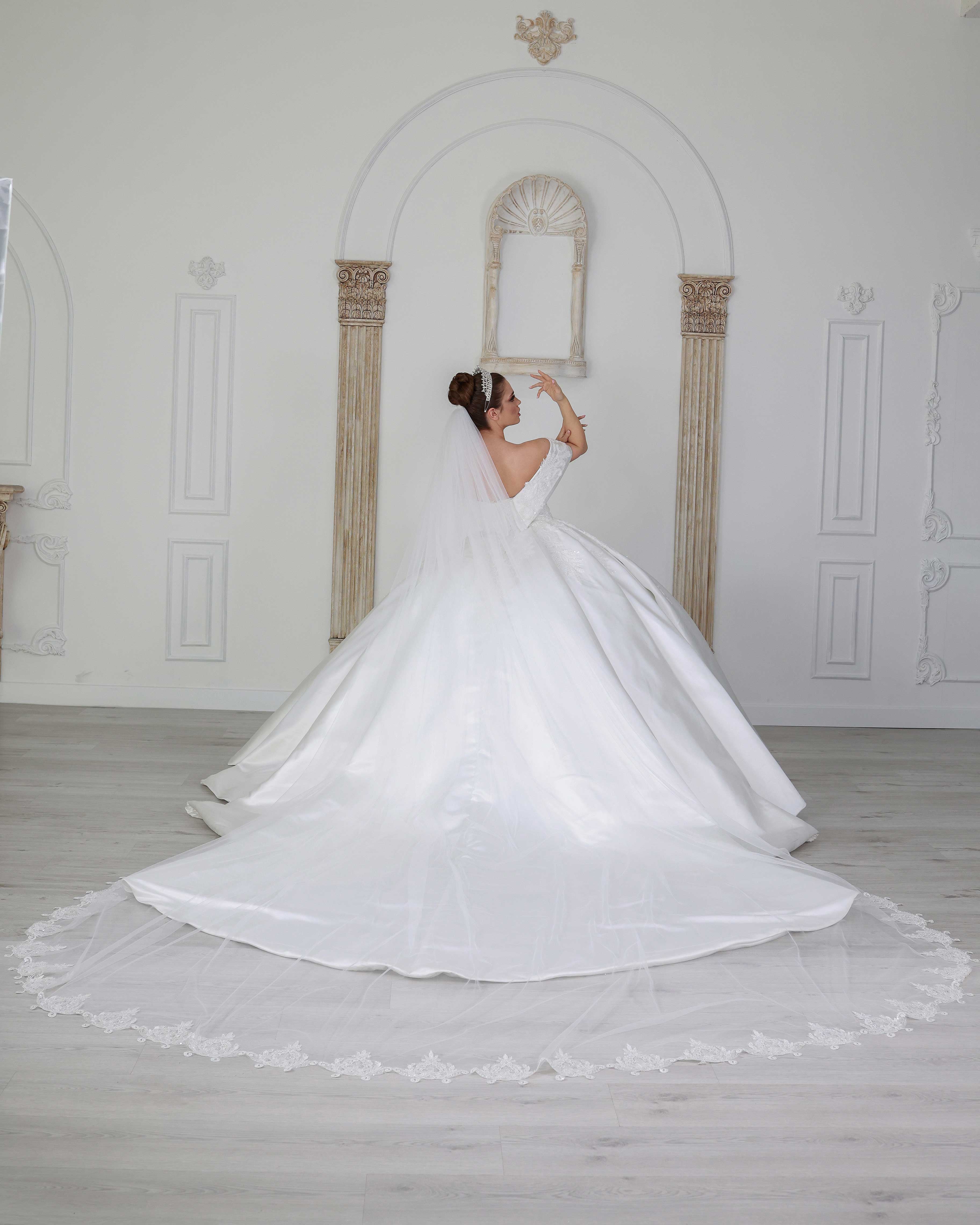 Petek ballgown wedding dress-6