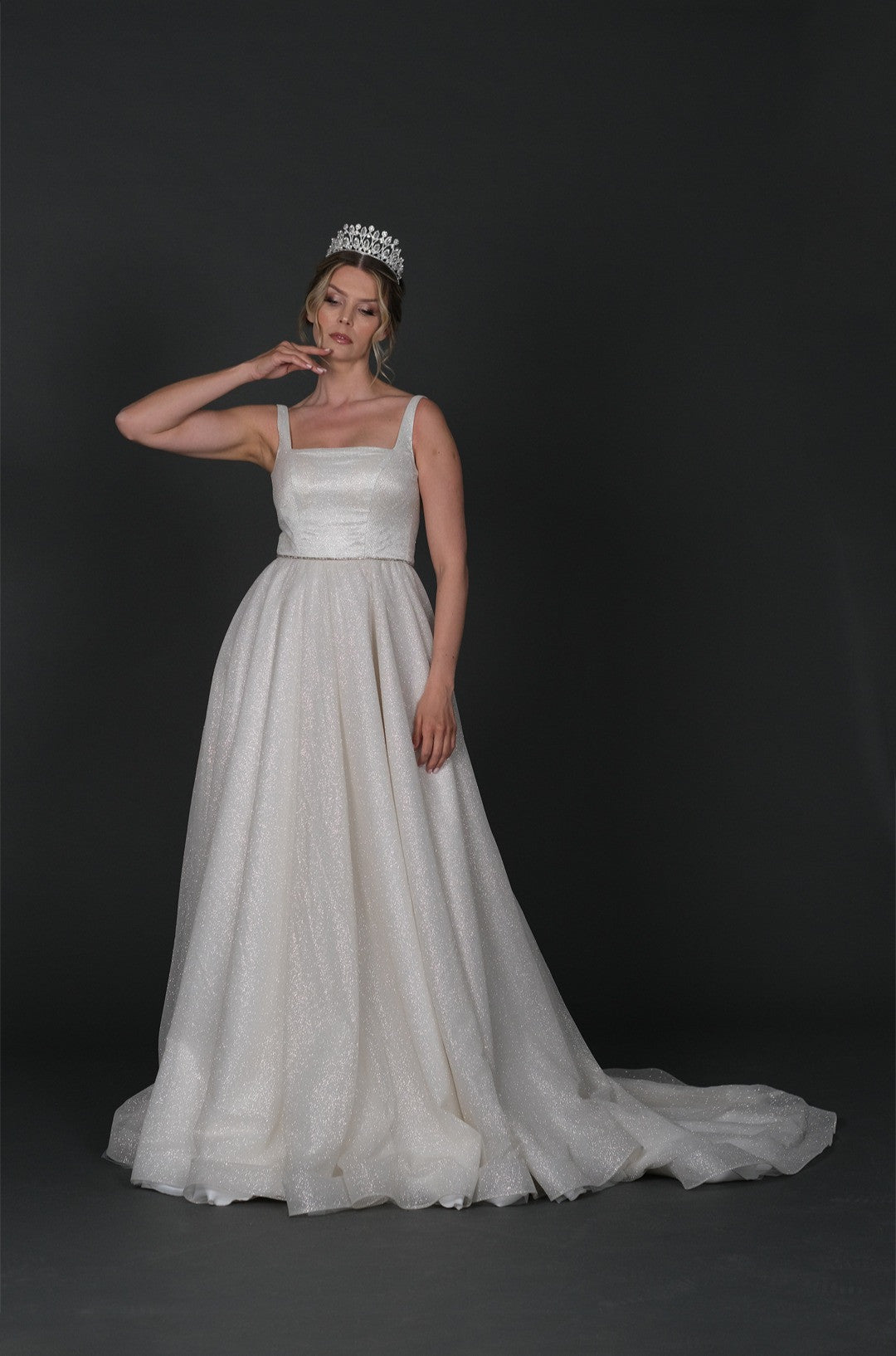 Dılay narrow skirt a line wedding dress-1