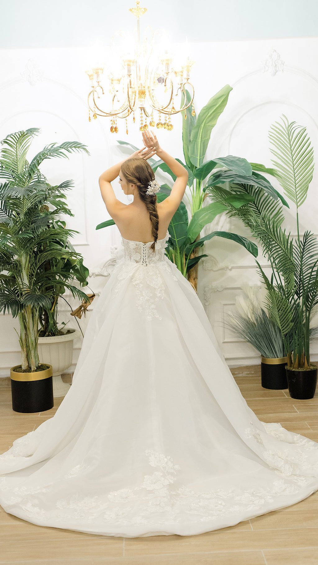 LILIUM a-line wedding dress-3