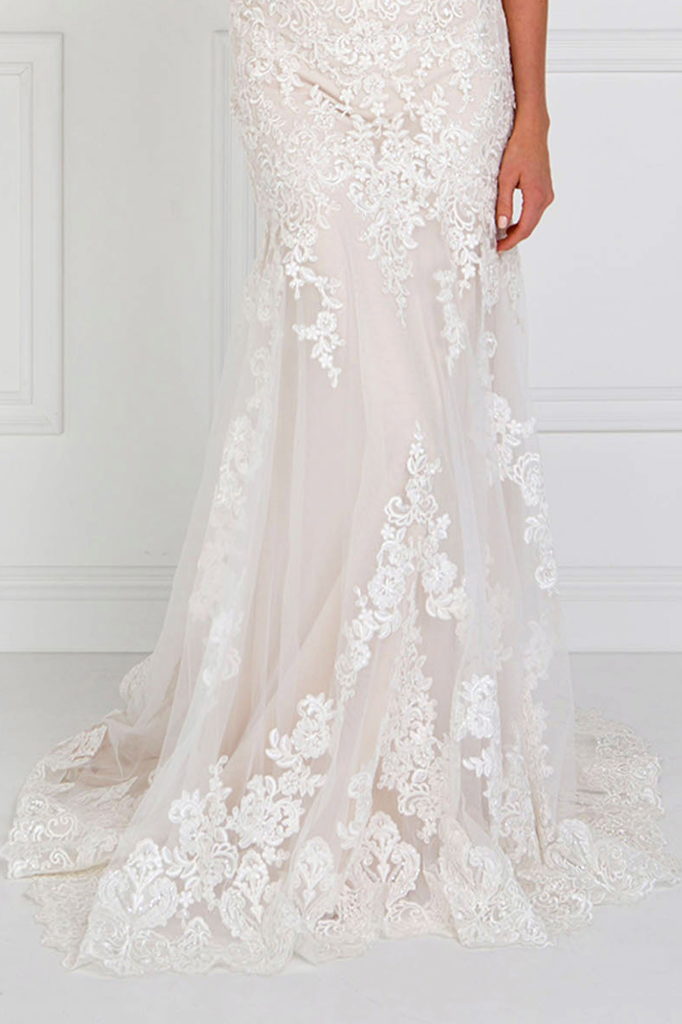 Lace V-Neck Mermaid Long Dress With Lace Applique-4