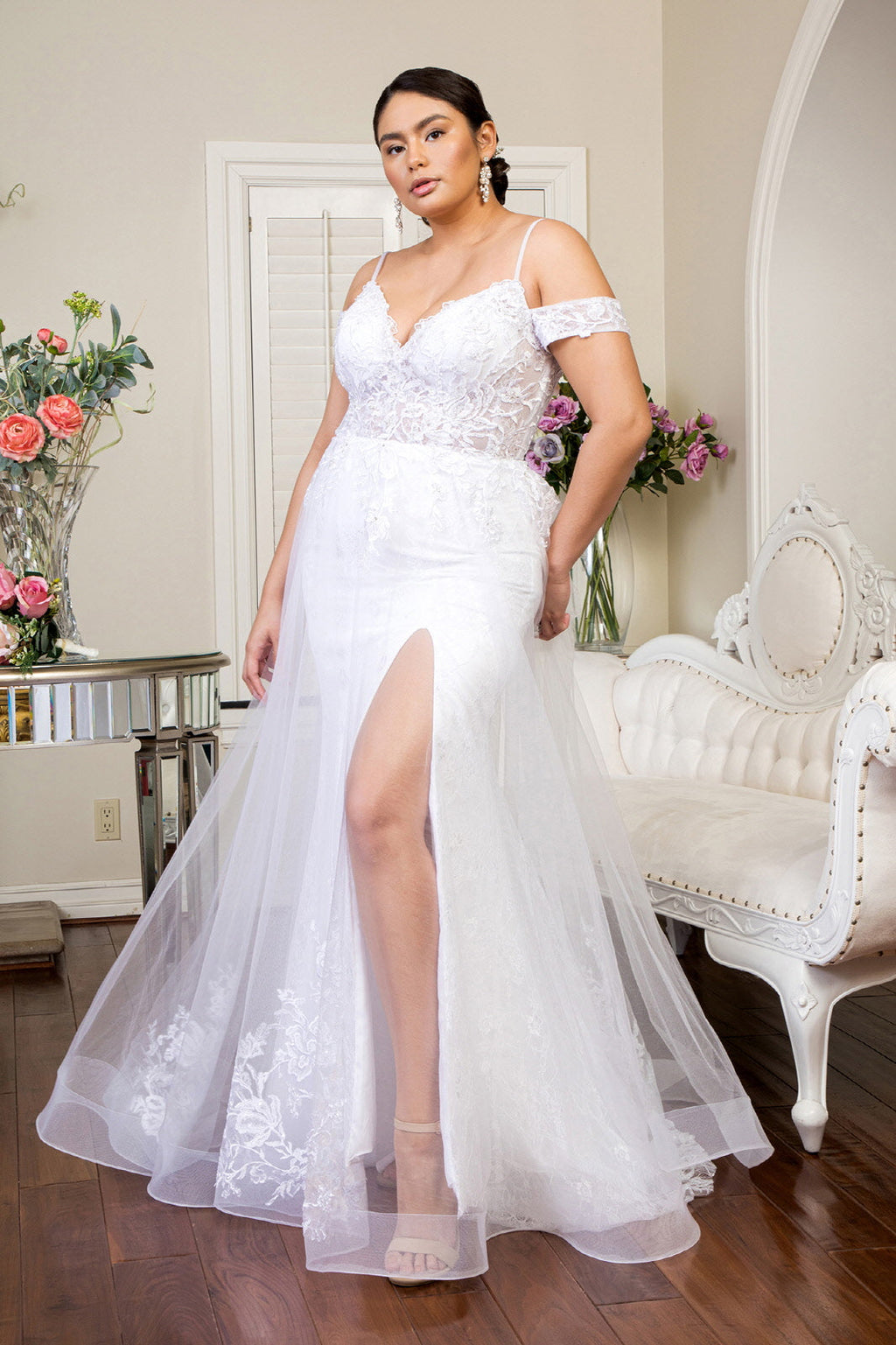 Sweethearted Embroidered Spaghetti Strap Wedding Gown w/ Lace Lining-1
