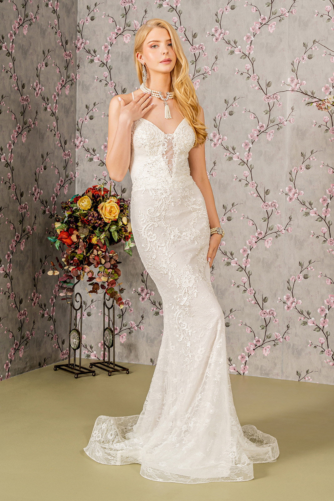 Floral Embroidery Illusion Sweetheart Lace Mermaid Wedding Gown-1