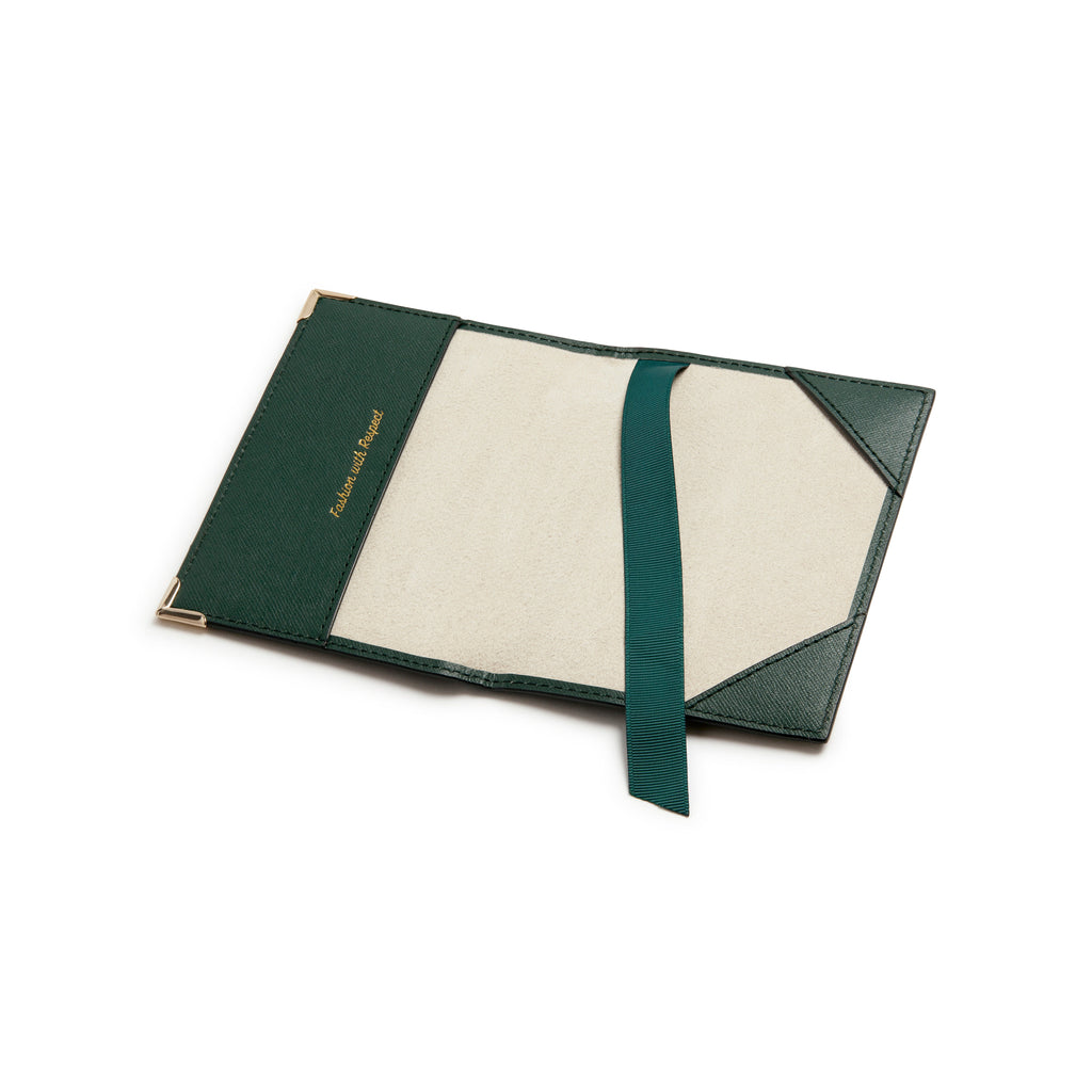 Nutcombe Green Passport Holder & Credit Card holder Gift Box