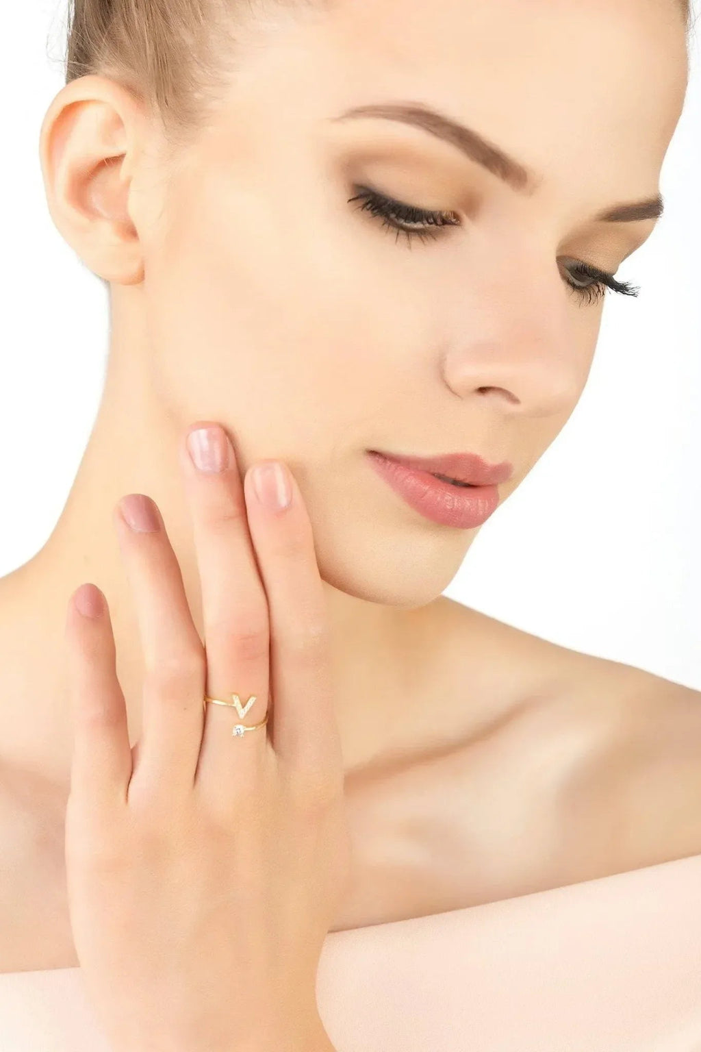 Initial Ring Gold V