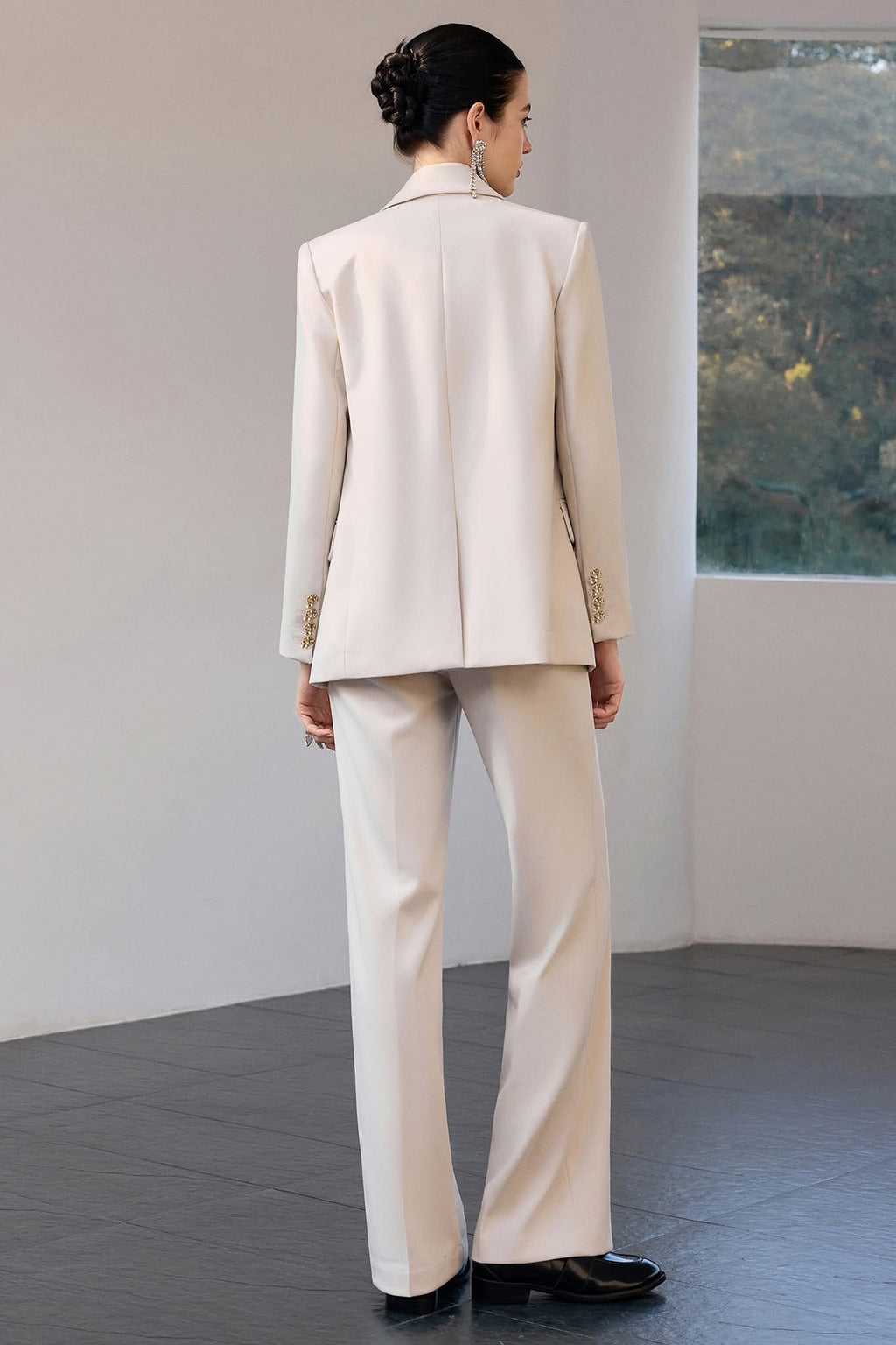 The Ivory Three-Piece Double-Breasted Suit-2