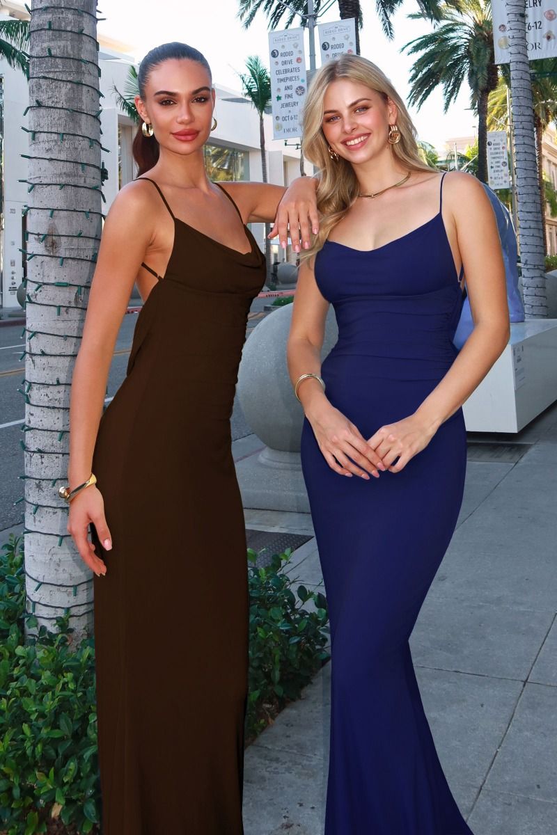 U-back mermaid dress with lace and spaghetti straps-5