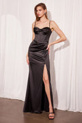 Fitted Dress With A Sweetheart Neckline And Thin Straps-1
