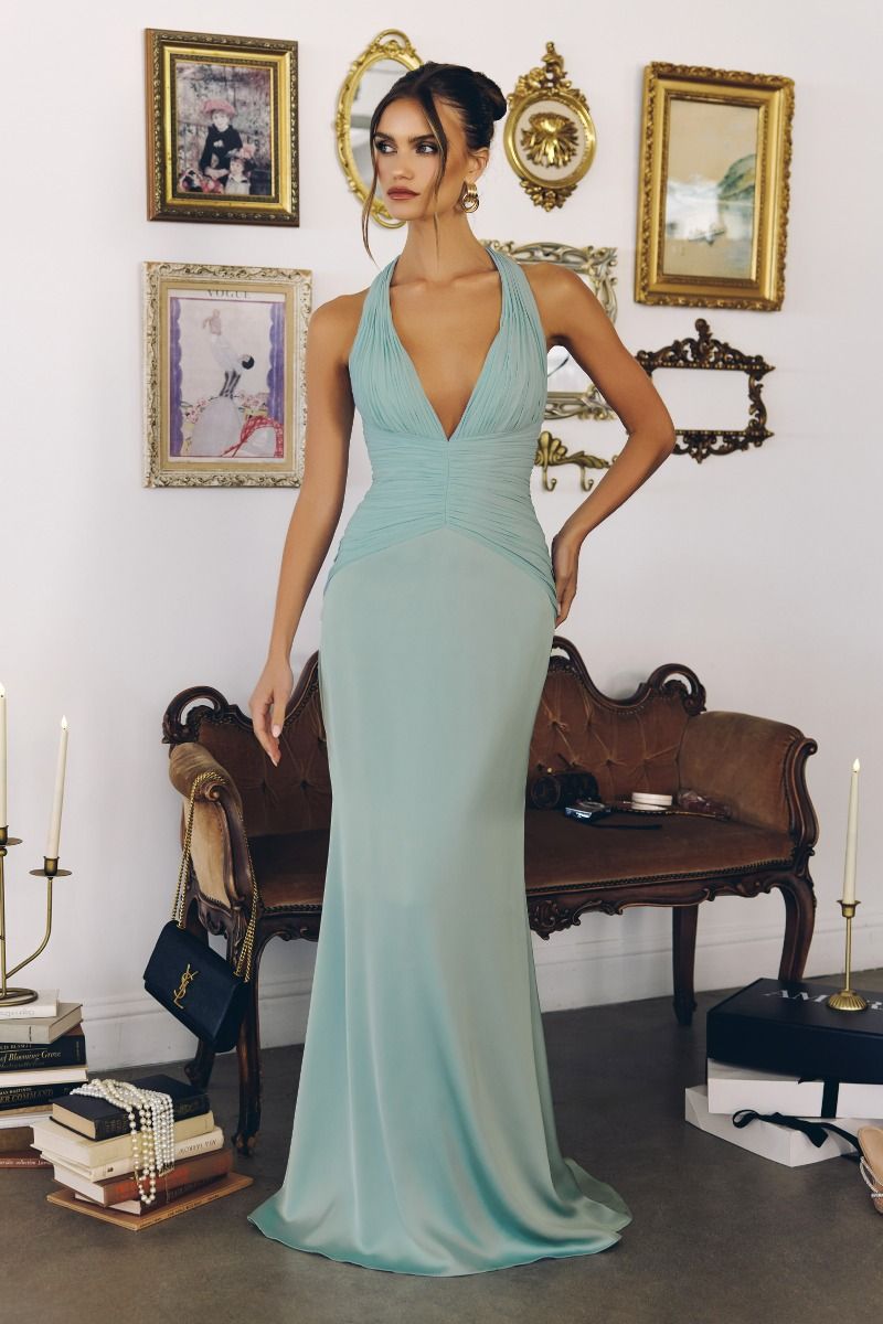 Neckline With Pleated Chiffon and Satin-5