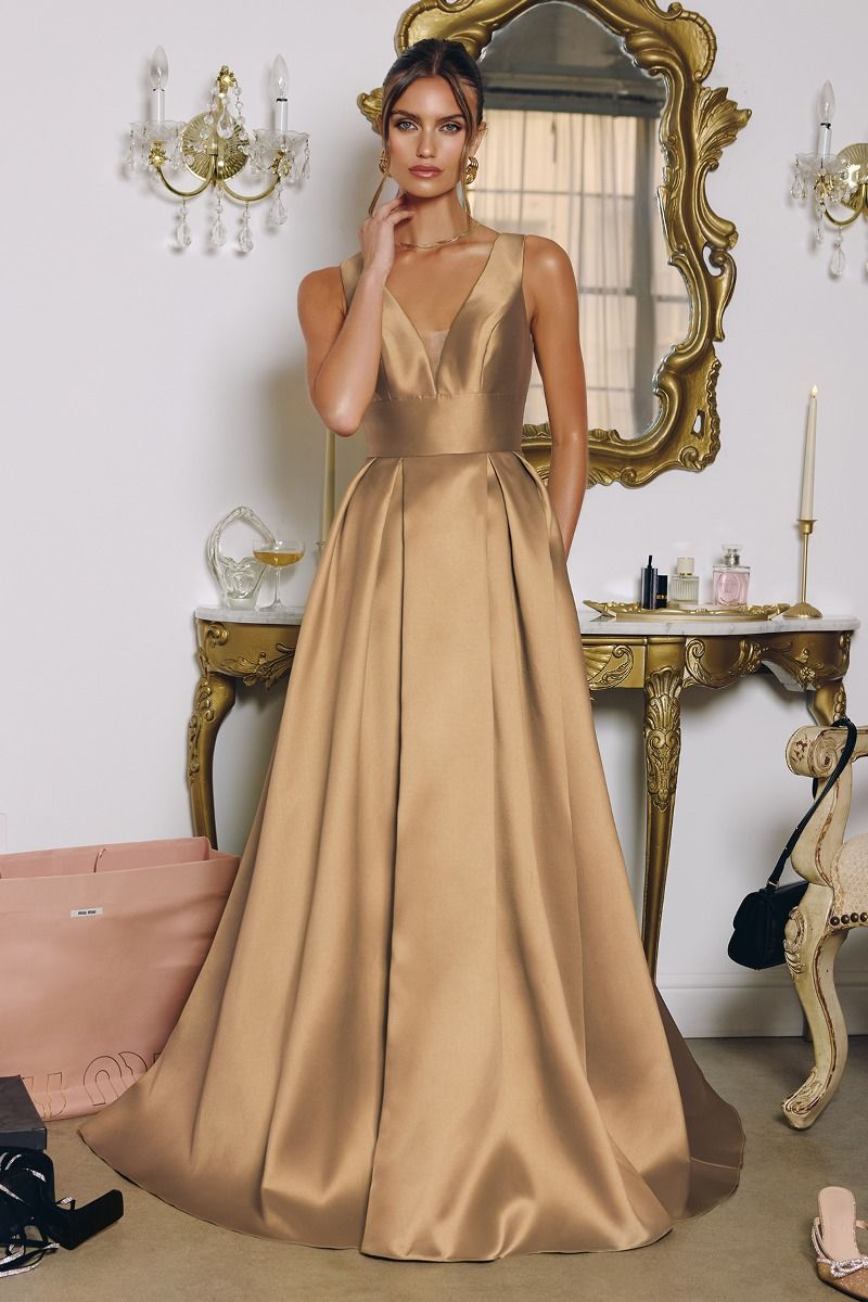 A-line dress with deep V-neck-5