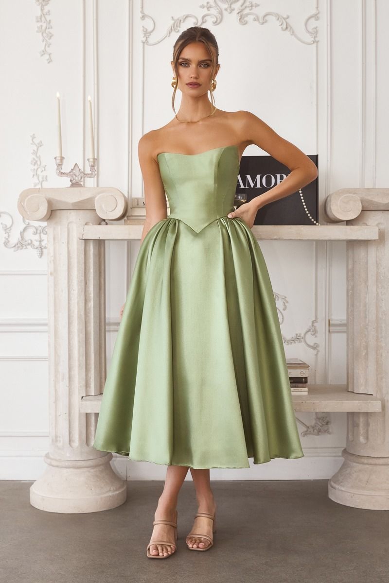 Strapless Mikado Midi Dress with Sculpted Bodice and Voluminous Skirt-4