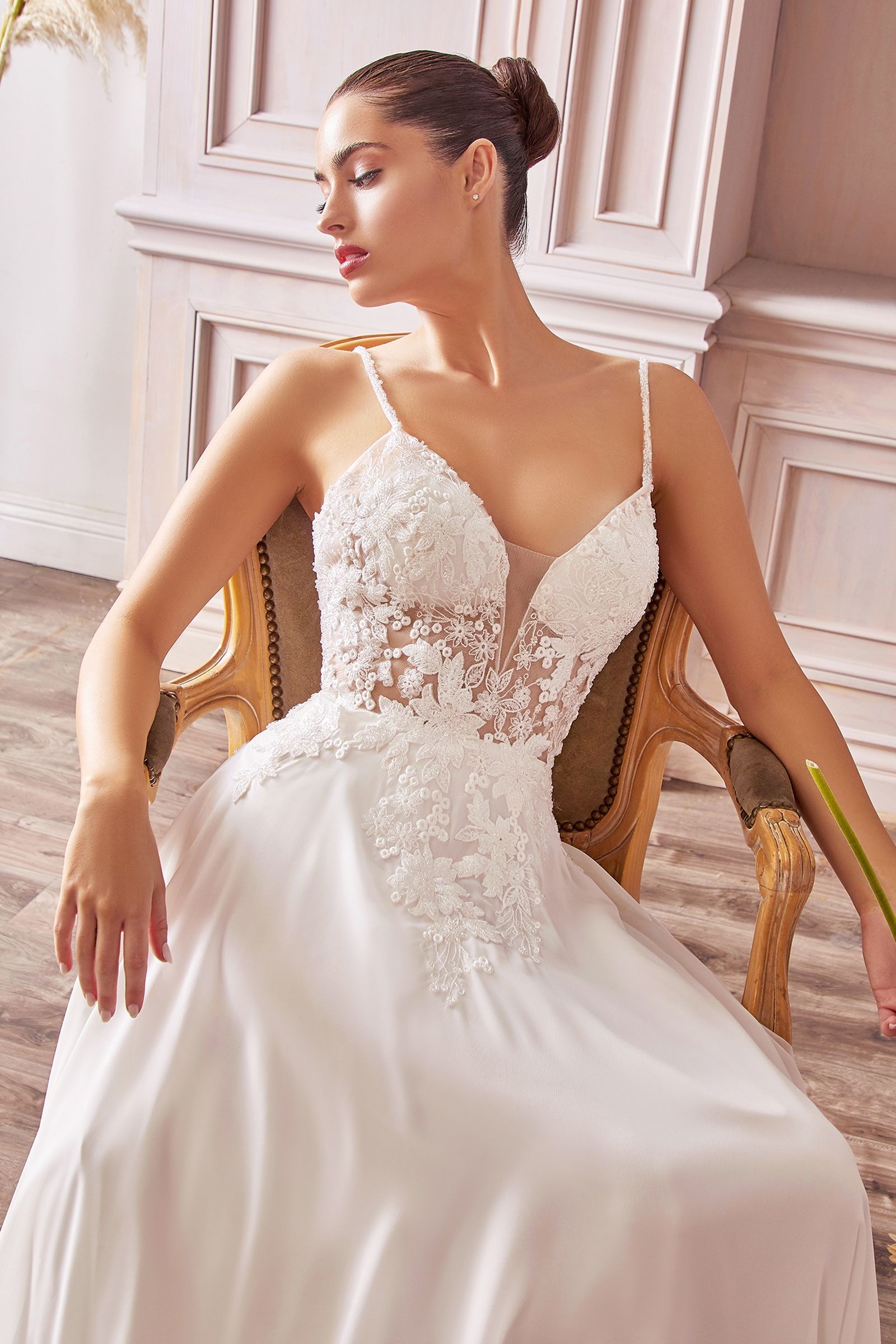 A-Line Chiffon Bridal Gown-4