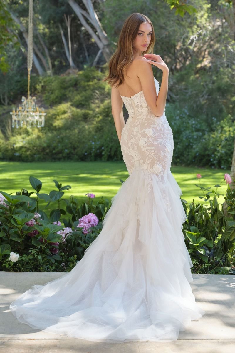 Strapless Mermaid Bridal Gown-4