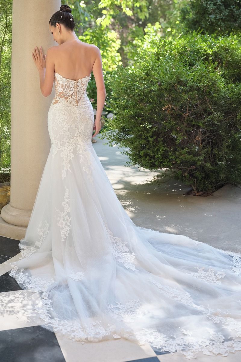 Lace Appliqué Mermaid Bridal Gown with Detachable Sheer Sleeves-3
